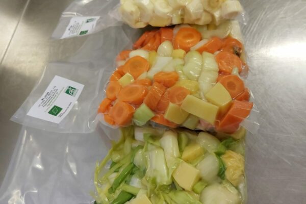 Les légumes d'Itinér'Air Gourmand mis sous vide à Beauvais